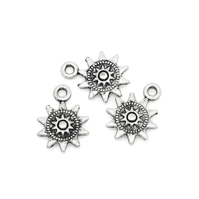 10 Pcs Tibetan Silver SUN CARVED 17mm x 13mm Charms Pendants, Lead & Nickel Free Metal Charms Pendants Beads