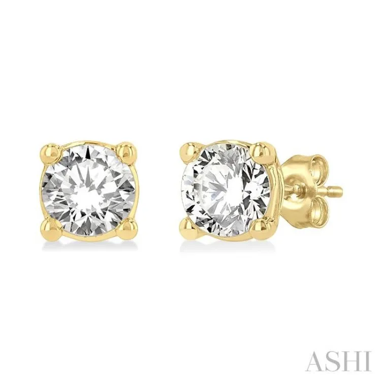 1/3 Ctw Round Cut Diamond Stud Earring in 14K Yellow Gold