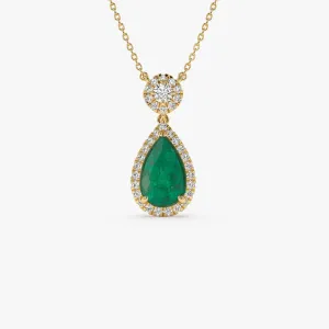 14k 2.00 Ctw Pear Shape Emerald and Diamond Halo Setting Necklace