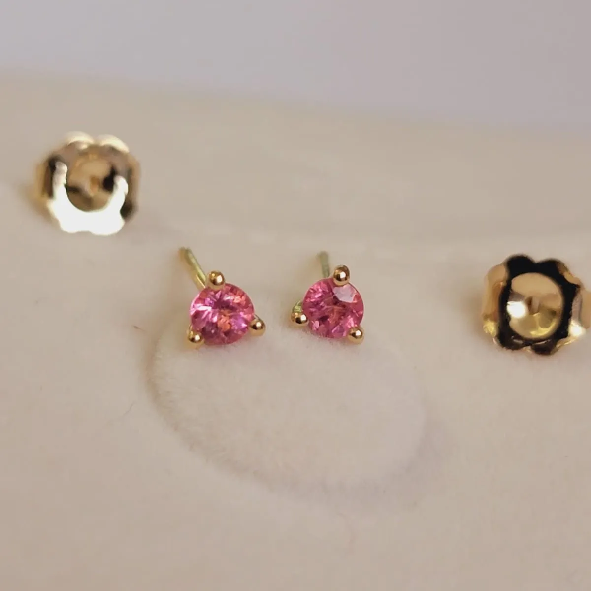 14k Solid Gold Solitaire Pink Sapphire Studs