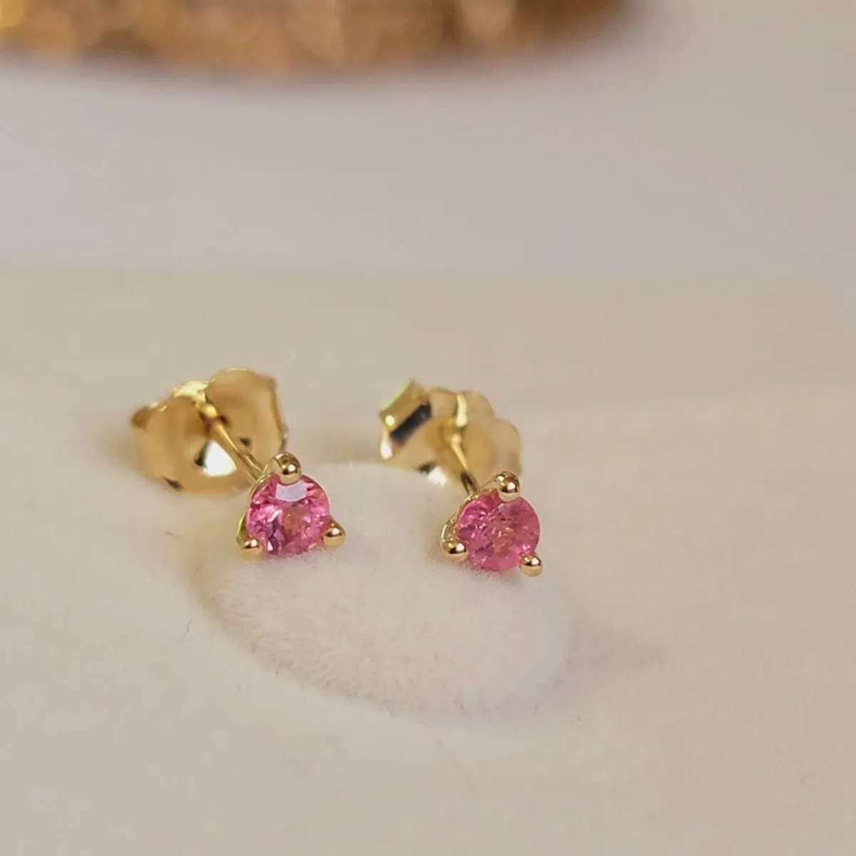 14k Solid Gold Solitaire Pink Sapphire Studs