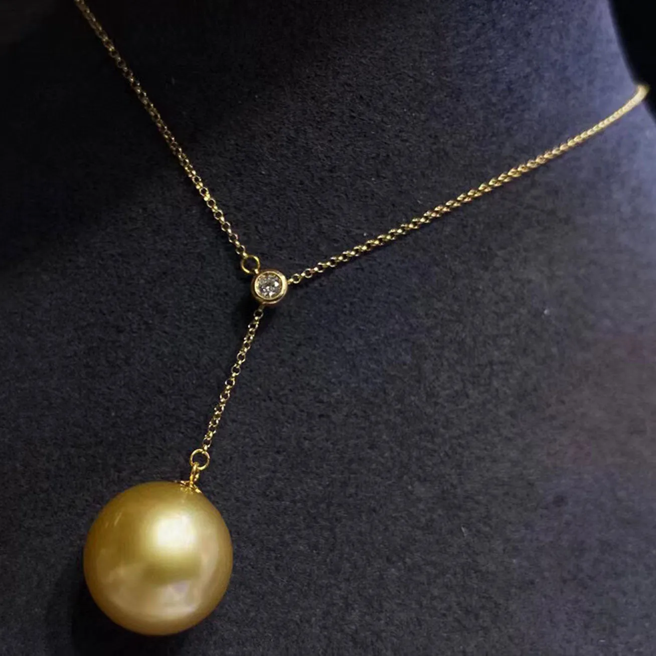 18K Solid Gold Pearl Necklace KN00014