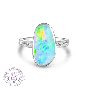 18kt White Gold Crystal Opal 2.01ct and 0.18ct Diamonds ring