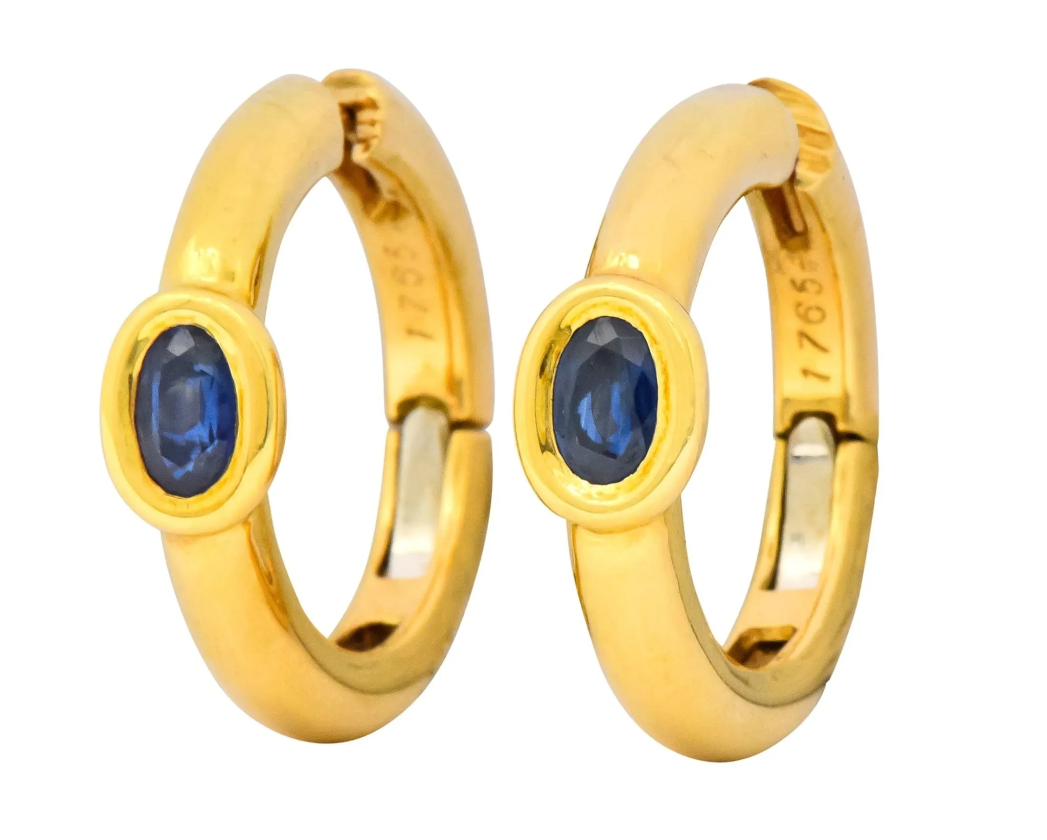 Chaumet Paris Vintage 1.00 CTW Sapphire 18 Karat Gold Hoop Earrings