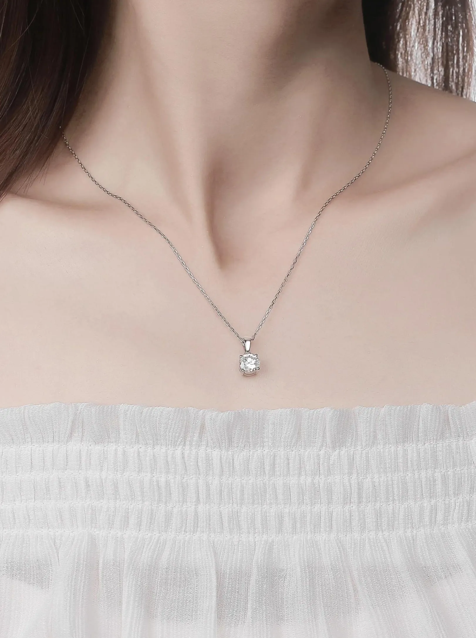 Essentials solitaire pendant necklace