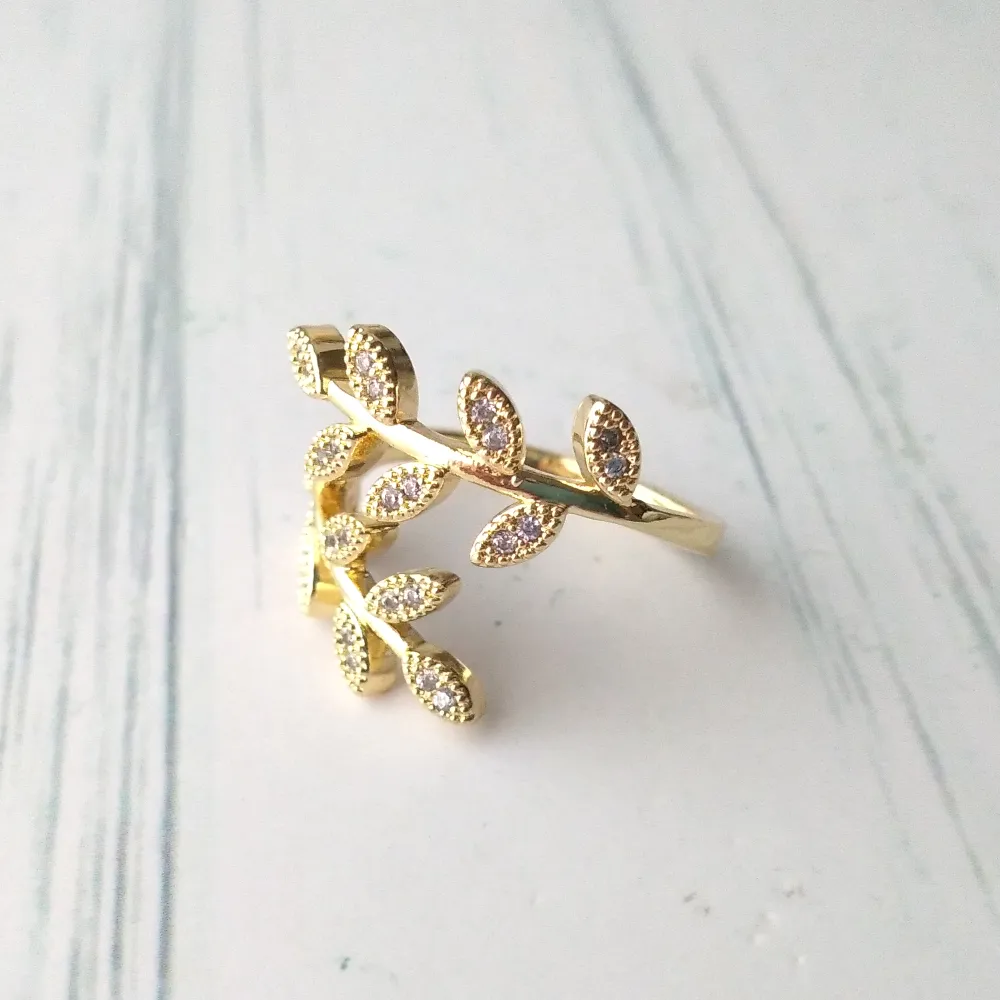 Laurel Leaves Bypass Style Stackable Ring