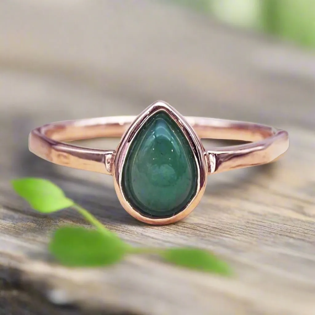 May Birthstone Ring - Emerald