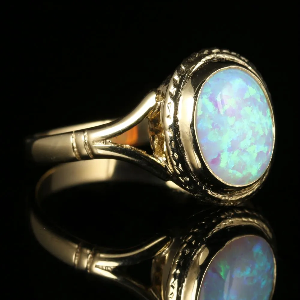 Opal Gold Ring 2.5Ct Opal 9Ct Gold