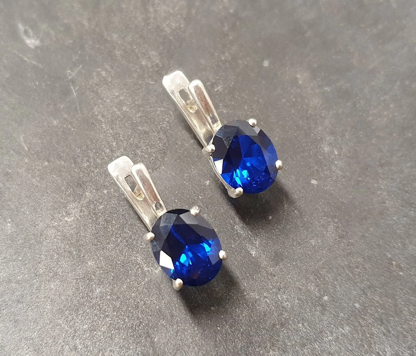 Solitaire Sapphire Earrings - Oval Sapphire Earrings - Sapphire Vintage Earrings