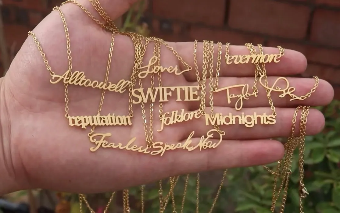 TS Necklace Gold