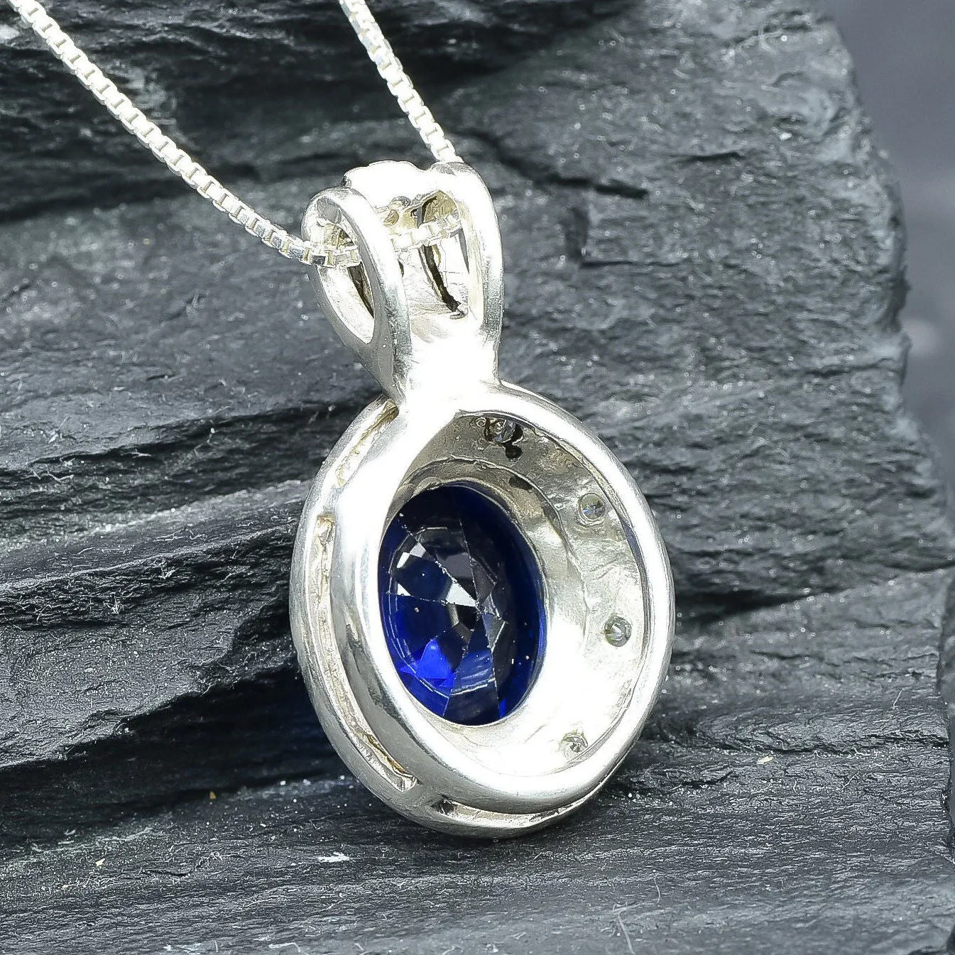 Vintage Sapphire Pendant - Blue Boho Necklace - Blue Bezel Necklace